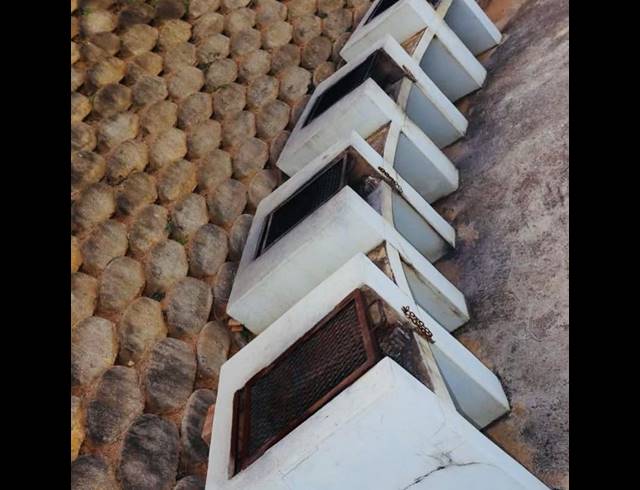 2 BEDROOM APARTMENT FOR SALE IN LAWRENCE ROCKS